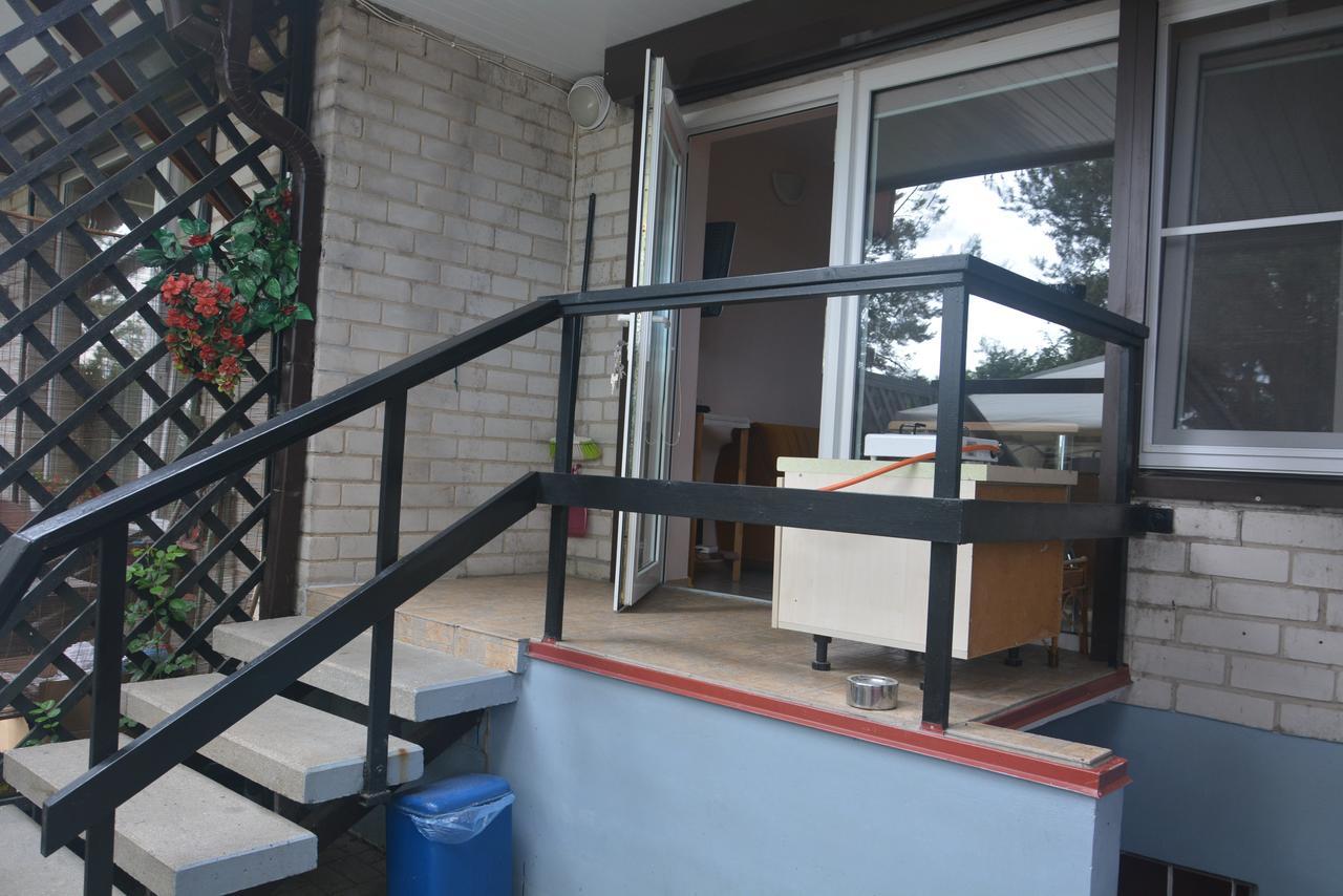 Guesthouse "Nakvyne Pas Zveja" Purvynes Street 奈达 外观 照片